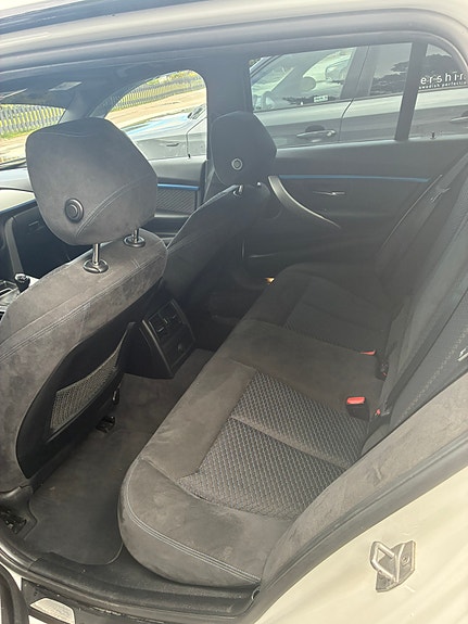 BMW 320d 5 of 6