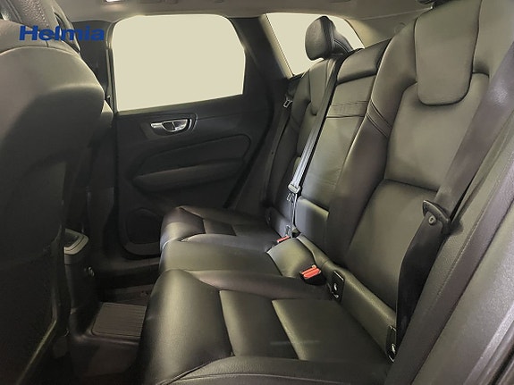 Volvo XC60 14 of 15