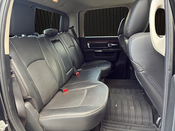 Dodge RAM 14 of 19