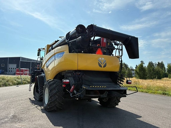 New Holland CR 10.90 5 of 14