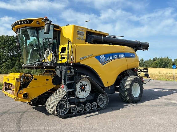 New Holland CR 10.90 3 of 14