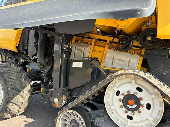 New Holland CR 10.90 7 of 14