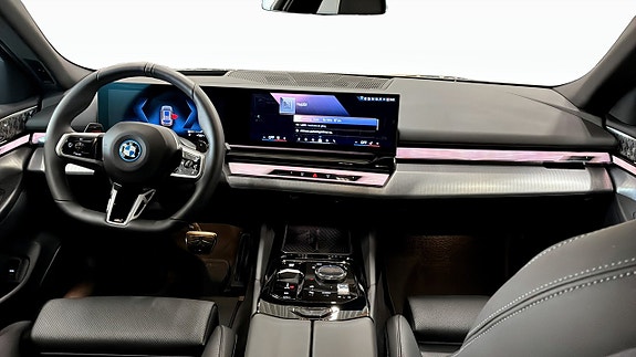 BMW 530e 4 of 9