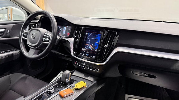Volvo V60 Cross Country 13 of 20
