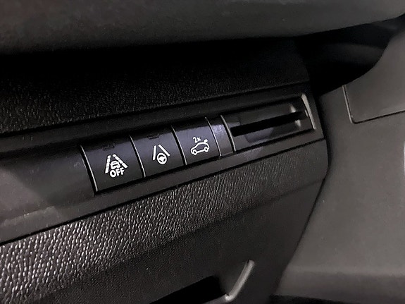 Peugeot 5008 8 of 19
