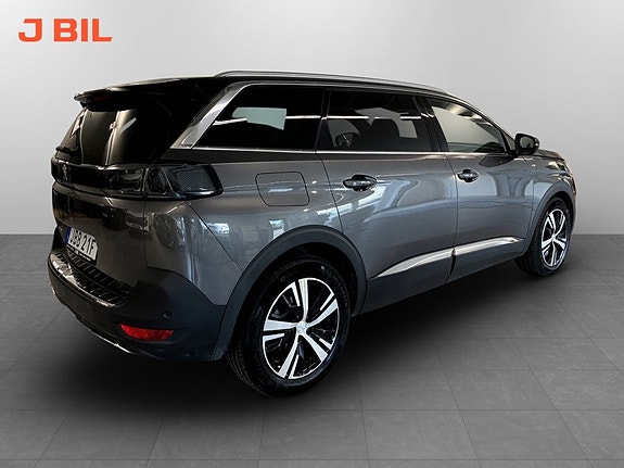 Peugeot 5008 3 of 19