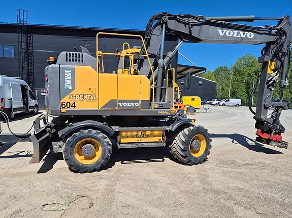 Volvo EW160E - RT & 3 Skopor & Kärra 5 of 9