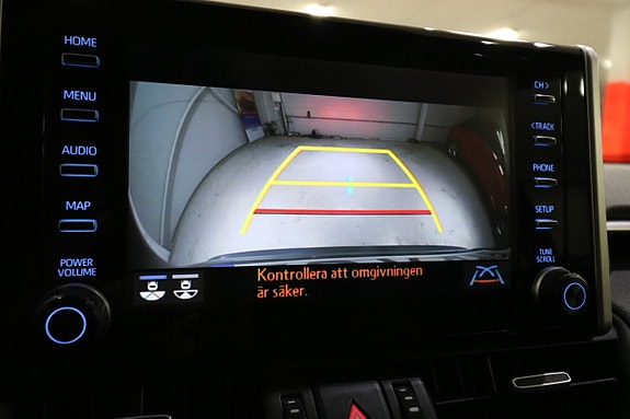 Toyota RAV4 11 of 21