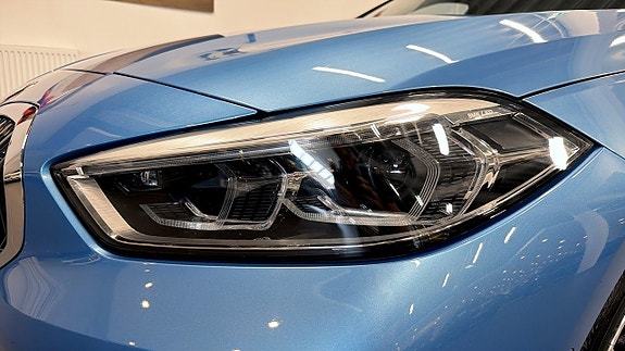 BMW 118i 11 of 17
