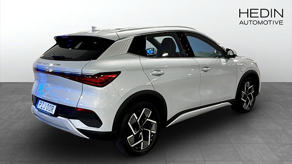 BYD Atto 3 2 of 9