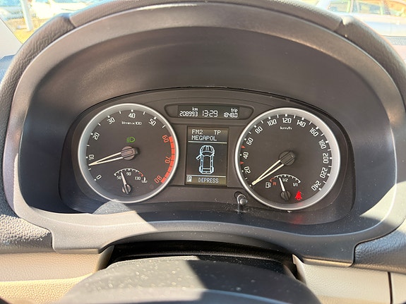 Skoda Fabia 9 of 12