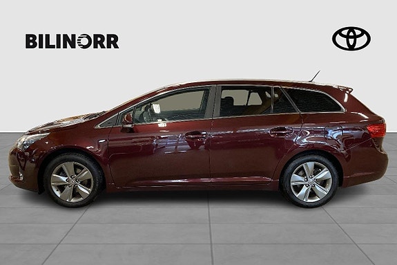 Toyota Avensis 5 of 11