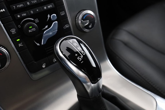 Volvo S60 28 of 30