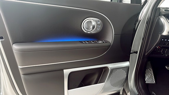 Hyundai Ioniq 9 11 of 13