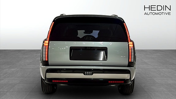 Hyundai Ioniq 9 7 of 13