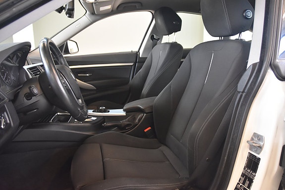 BMW 320d 7 of 17