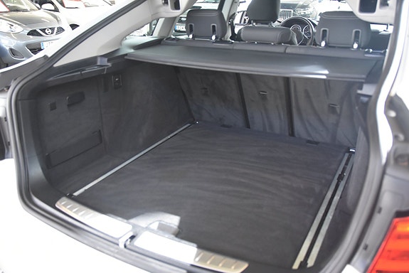 BMW 320d 17 of 17