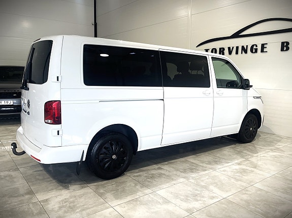 Volkswagen Caravelle 5 of 27