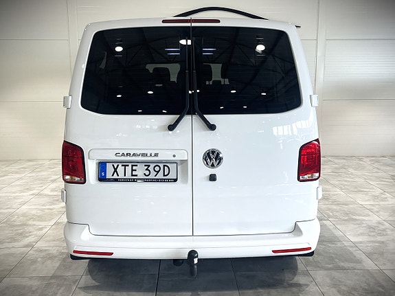 Volkswagen Caravelle 7 of 27