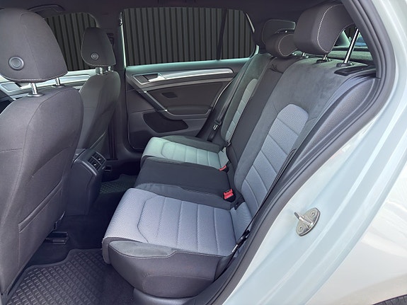 Volkswagen Golf I 14 of 21