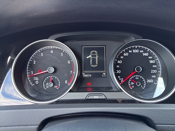 Volkswagen Golf I 16 of 21