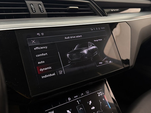 Audi Q8 24 of 30