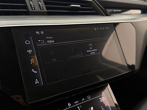 Audi Q8 23 of 30
