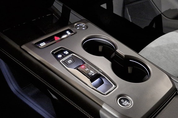 Audi Q4 e-tron 15 of 17