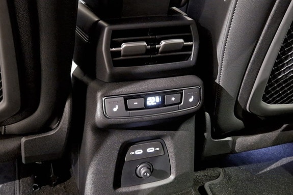 Audi Q4 e-tron 17 of 17