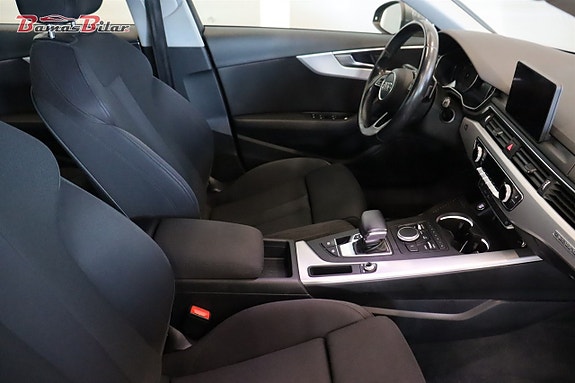 Audi A4 12 of 18