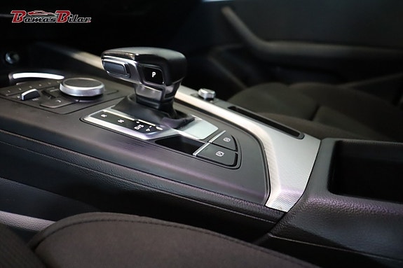 Audi A4 11 of 18
