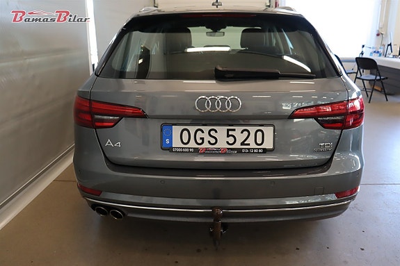 Audi A4 4 of 18