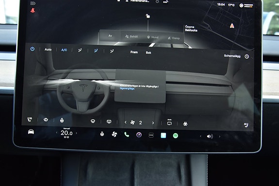 Tesla Model Y 20 of 27