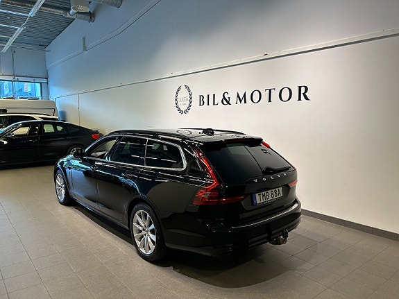 Volvo V90 2 of 16