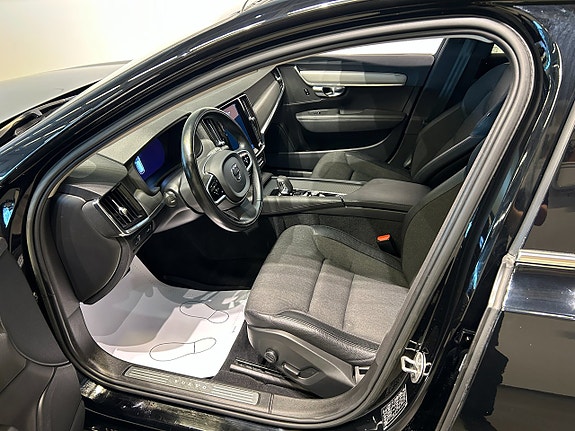 Volvo V90 5 of 16