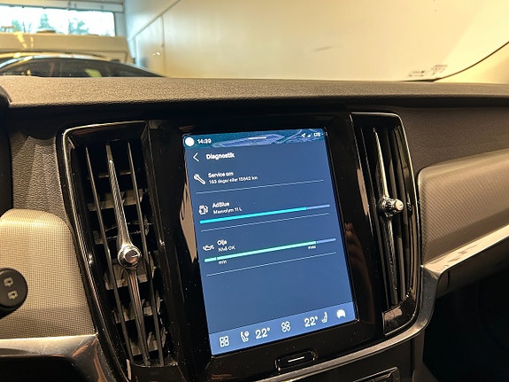Volvo V90 13 of 16