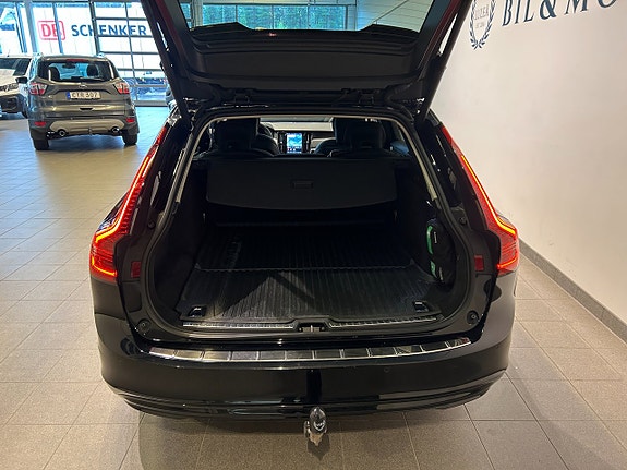 Volvo V90 9 of 16