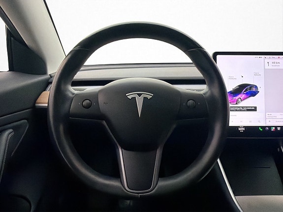 Tesla Model 3 12 of 27