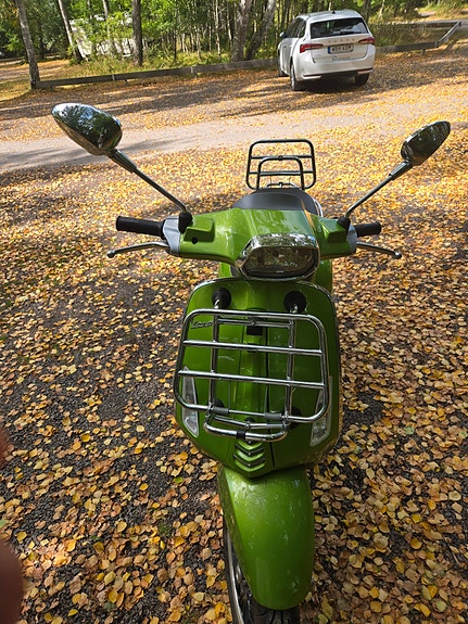 Vespa Sprinter 2 of 8