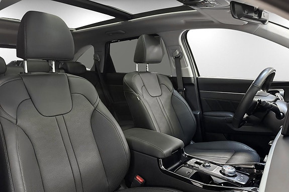 Kia Sorento 15 of 19