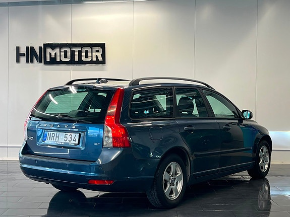 Volvo V50 6 of 24