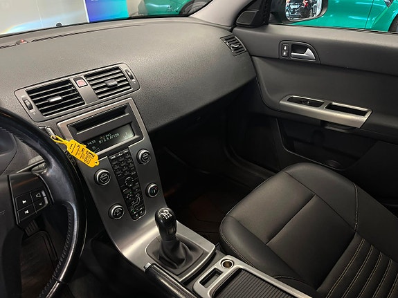 Volvo V50 18 of 24