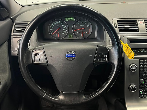 Volvo V50 16 of 24