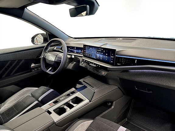 Opel Grandland 14 of 14