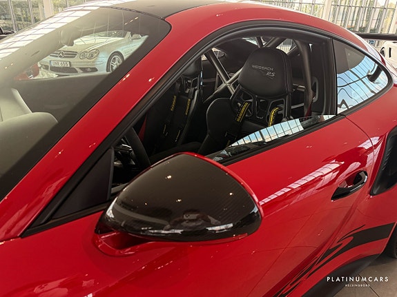 Porsche 911 15 of 18