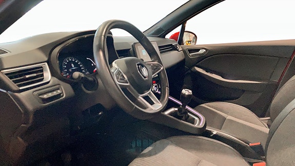 Renault Clio 9 of 19