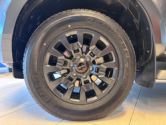 Isuzu D-max 9 of 16