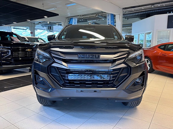 Isuzu D-max 7 of 16