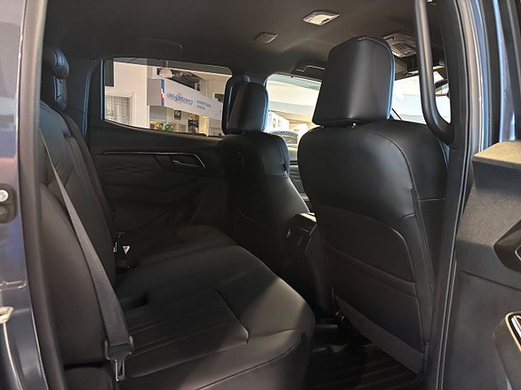 Isuzu D-max 12 of 16
