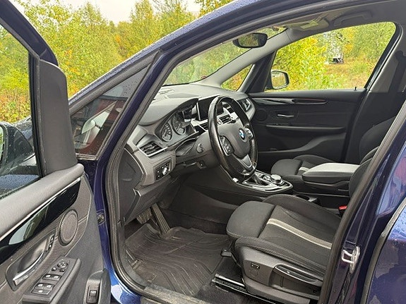 BMW 220d 7 of 15